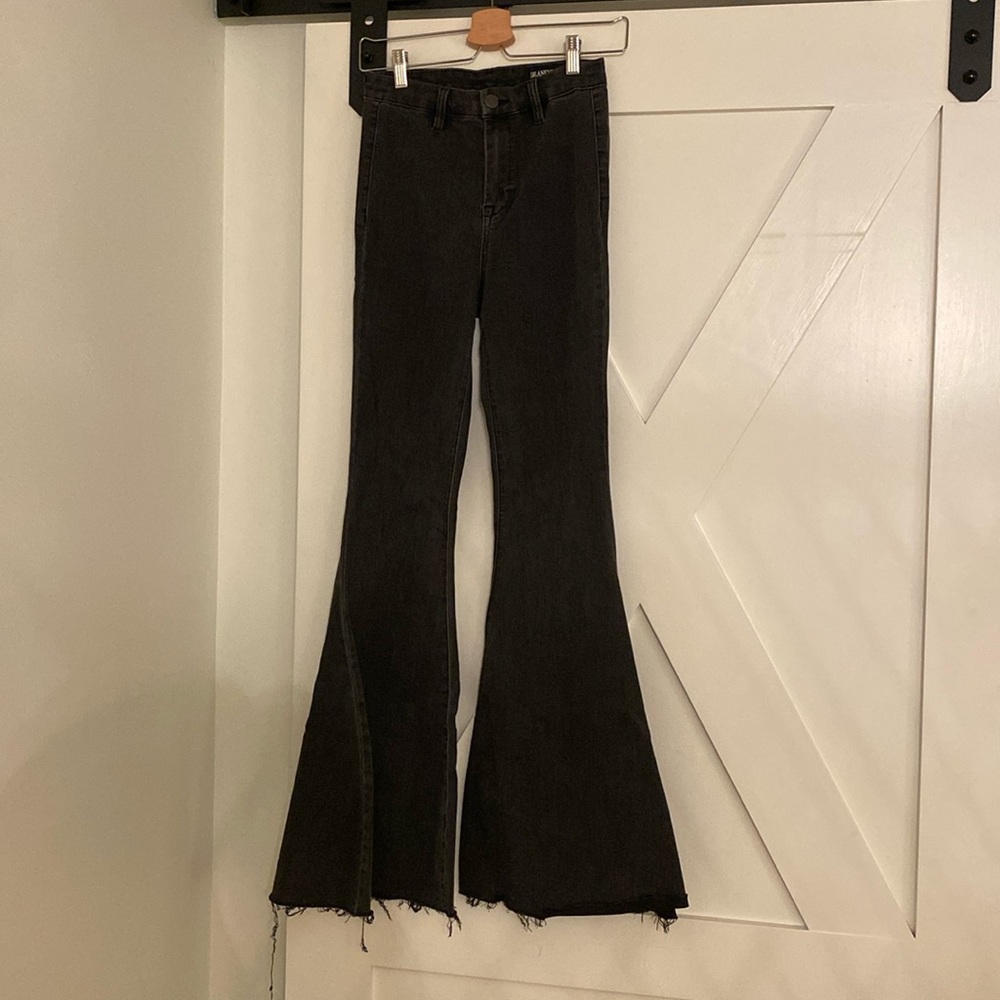 Blank NYC American Threads size 27 black bell bottoms
